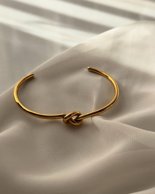 Coil Cuff