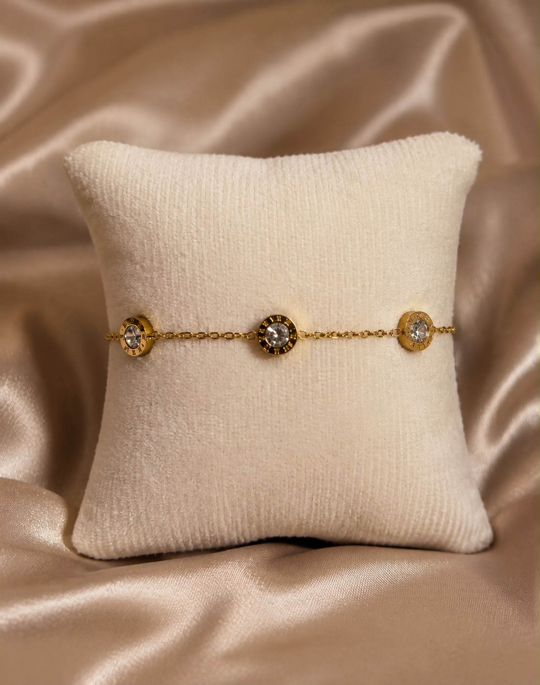 Ocho Bracelet
