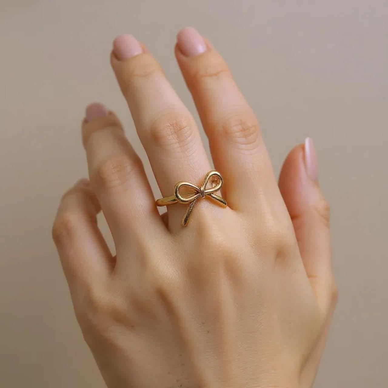 bowy ring